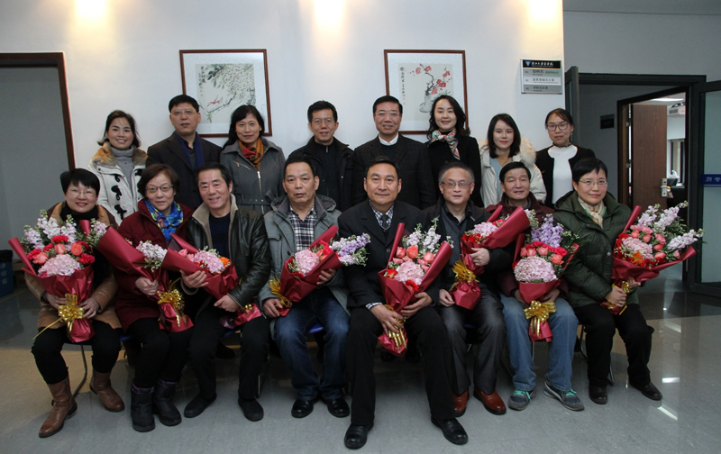 1547174560747935.jpg 合影.jpg