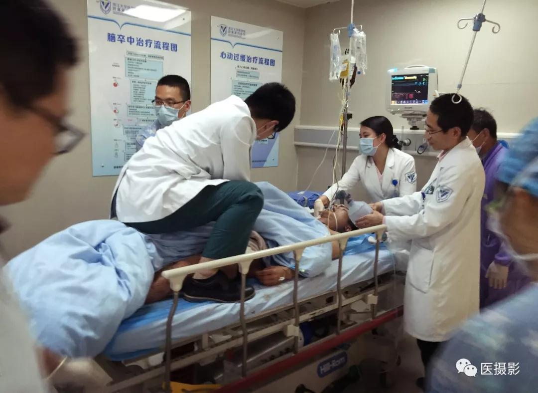 1544079059372698.jpg 1544079059372698.jpg