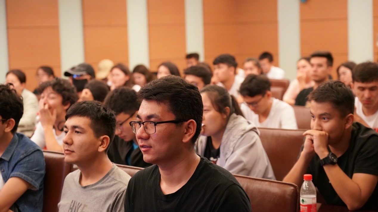 1560930706105294.jpg 1560930706105294.jpg