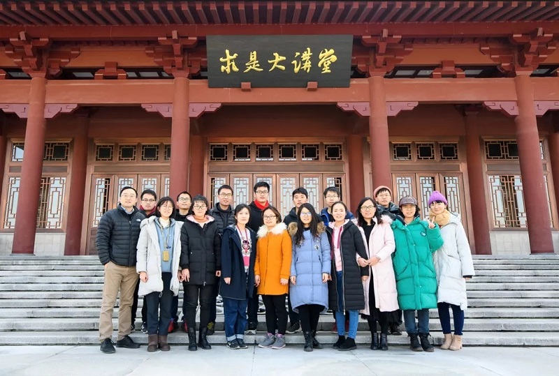 1548904046130347.jpg 640.webp.jpg